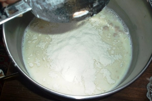 Дрожжи с молоком